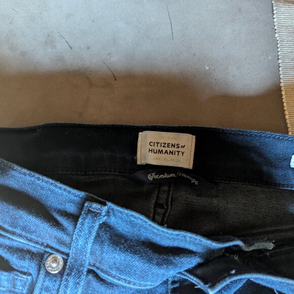 Citizens of Humanity Isola Crop Straight Leg Jeans (Chamber) - Picture 3 of 16